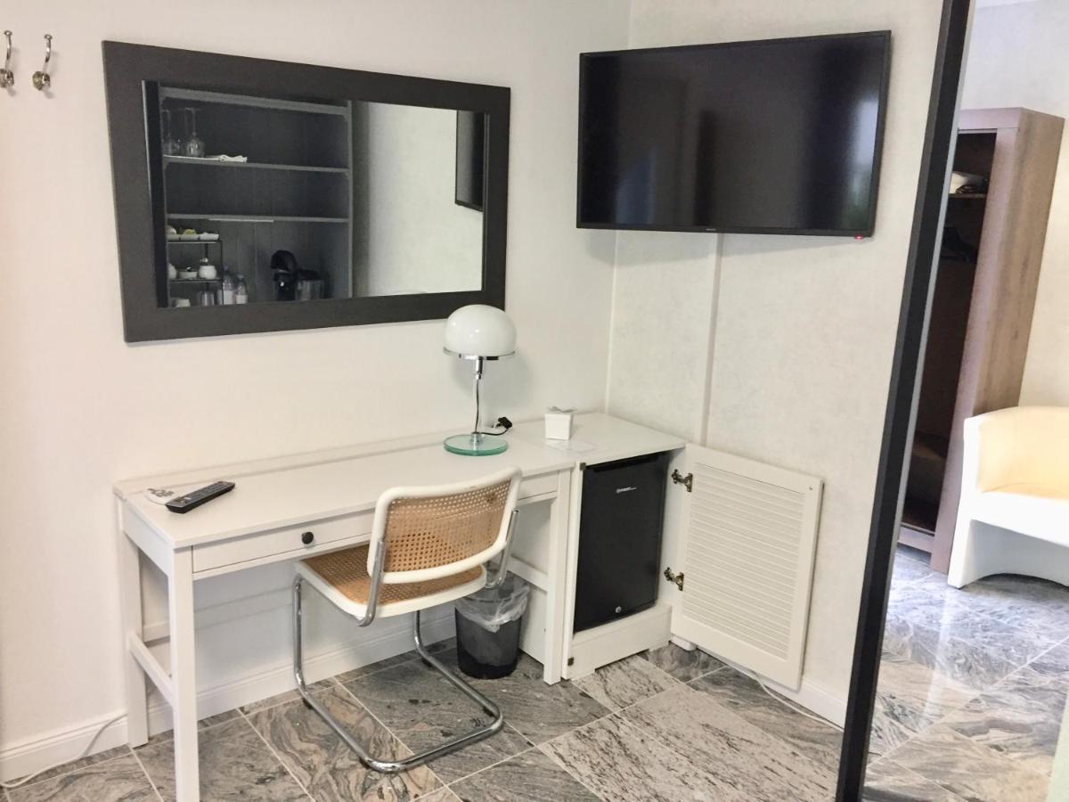Neues Zimmerapartment Mit Bad Neckarwestheim Ngoại thất bức ảnh