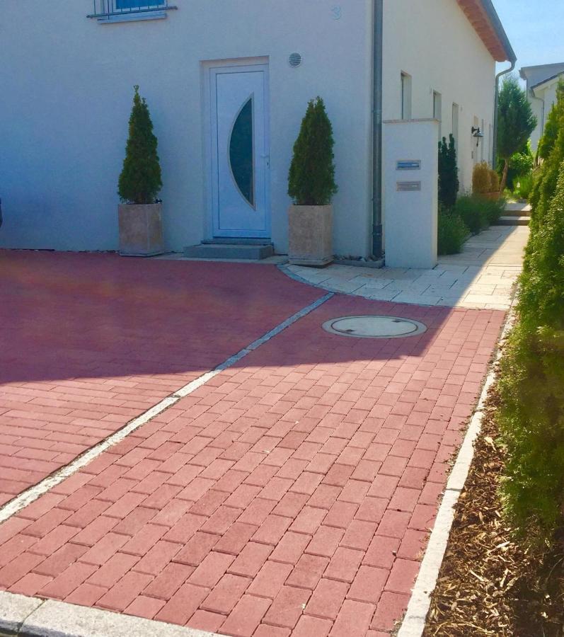 Neues Zimmerapartment Mit Bad Neckarwestheim Ngoại thất bức ảnh