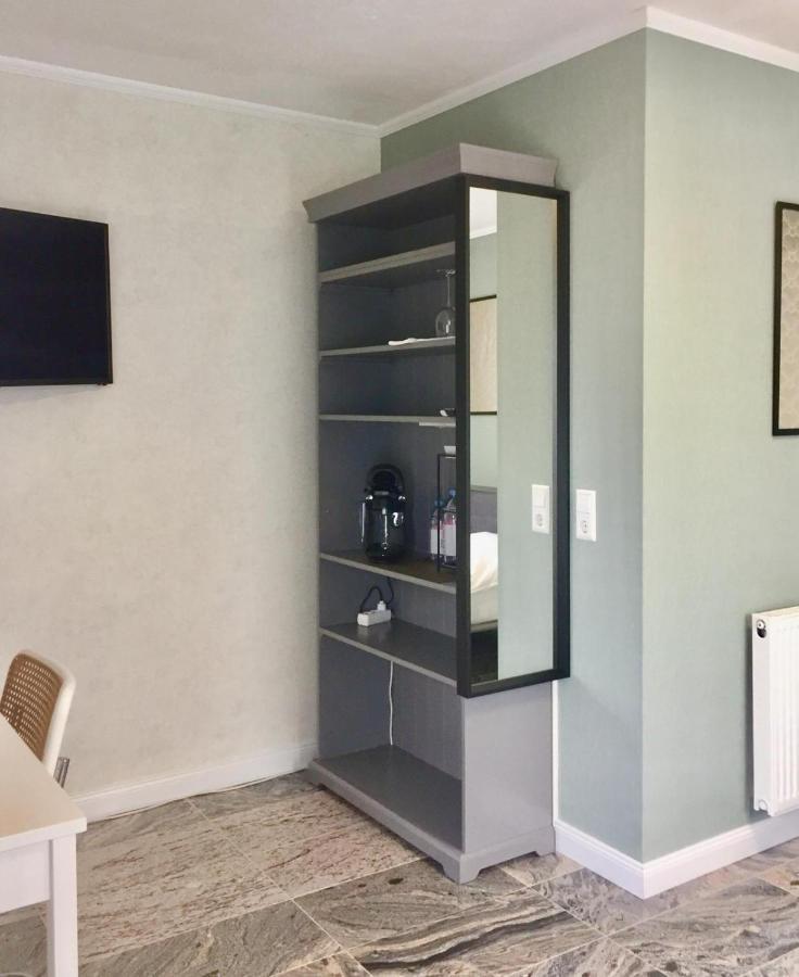 Neues Zimmerapartment Mit Bad Neckarwestheim Ngoại thất bức ảnh